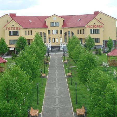 Hotel - Restaurant "Lion'S Heart" Velyka Omelyana Exterior photo